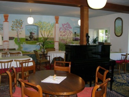 照片: Mariannenhof Cafégarten