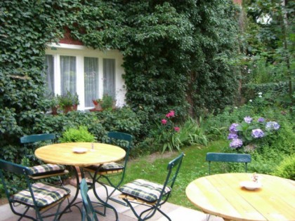 照片: Mariannenhof Cafégarten
